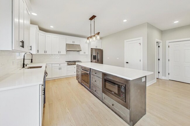 Photo - 4028 Faith Ln