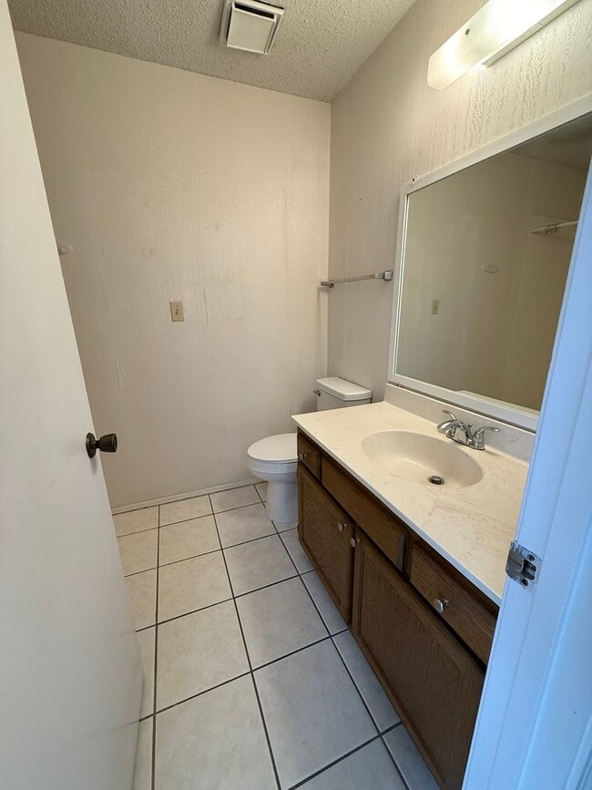 Photo - New Listing!