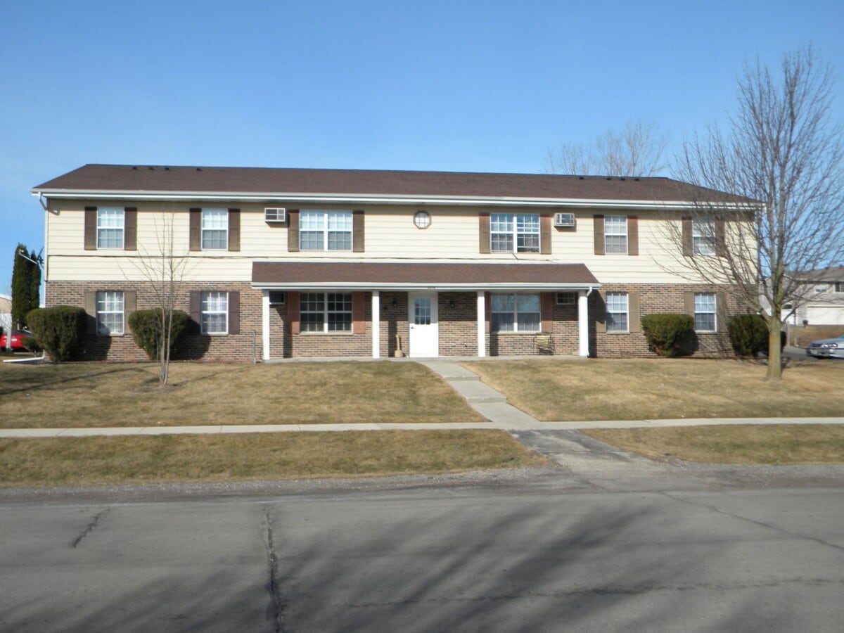 Photo - 2216 Sylvan Way Unidad 7