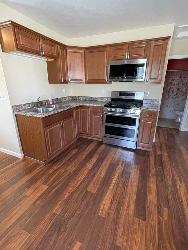 Photo - Single Family Home 2 bed For Rent