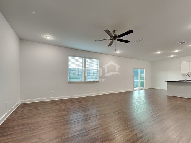 Photo - 1674 Soapstone Rd