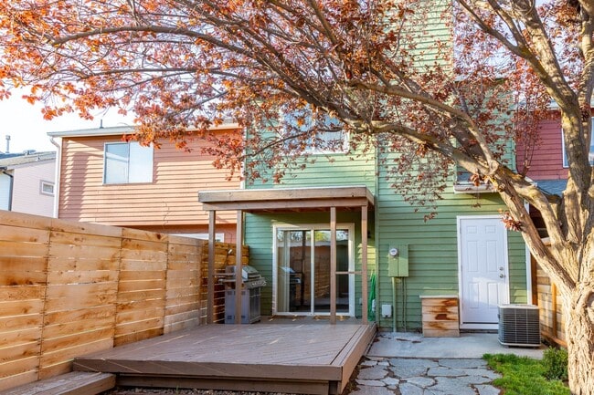 Photo - Updated Boise Ave. Townhome in great location!