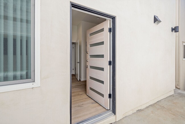 Building Photo - 131 Gull St Unit 131 Gull