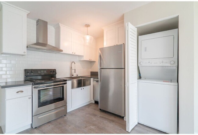 Rosemont Heights Apartments!