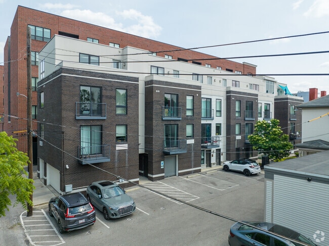 40 West