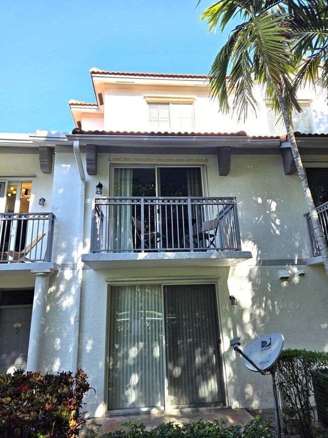 Photo - 2024 Alta Meadows Ln