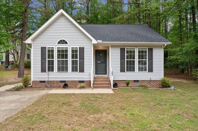 Building Photo - **Application Pending** Charming Raleigh Home at End of Cul-de-Sac with Sunroom