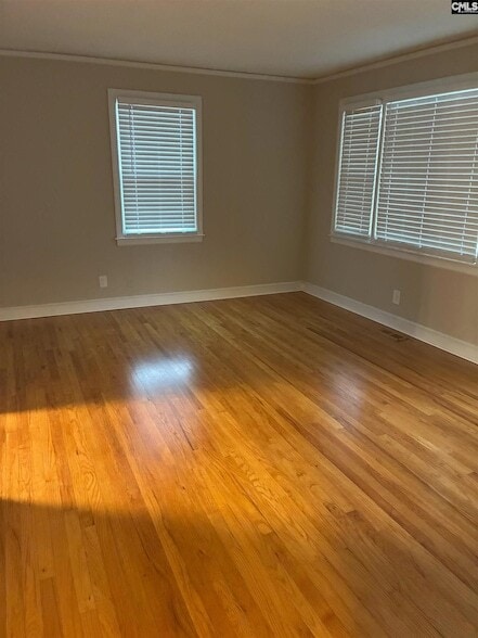 Photo - 617 Holland Cir