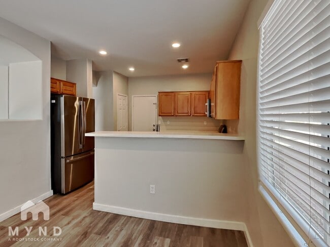 Photo - 2520 Olay St