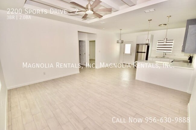 Photo - 2200 S Sports Dr Unidad 2