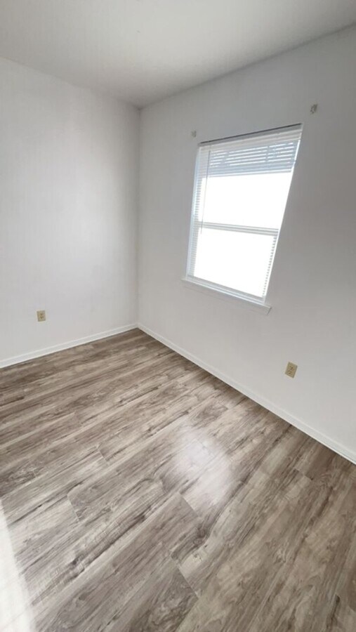 Photo - 5th Legion Properties, LLC Unidad A