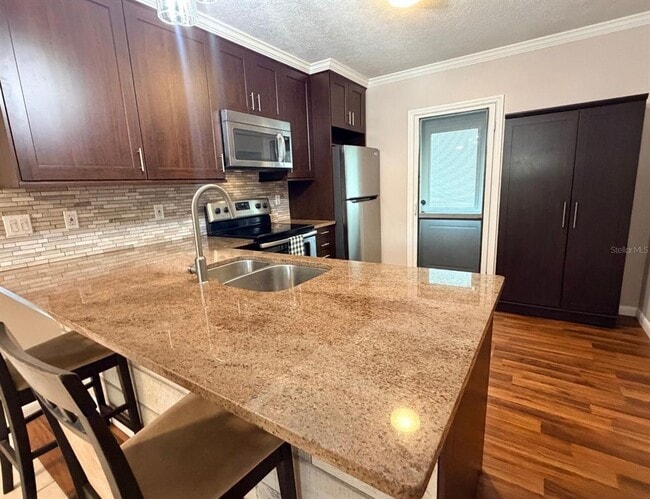 Photo - 5529 Magnolia Way