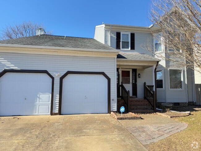 Building Photo - Spacious Home In Virginia Beach