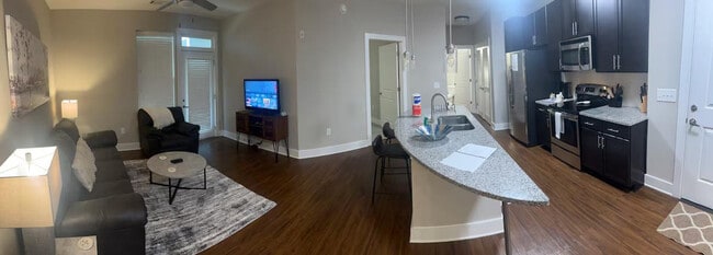 Photo - 6770 Broad Street Unidad ID1344155P