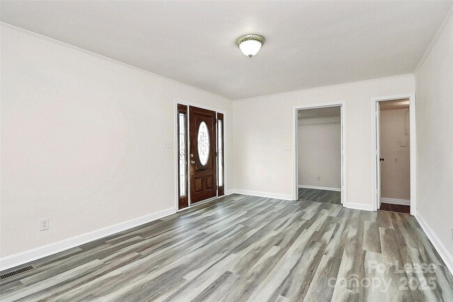 Photo - 4132 Blenhein Rd