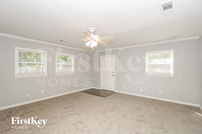 Photo - 76 Hunters Cir