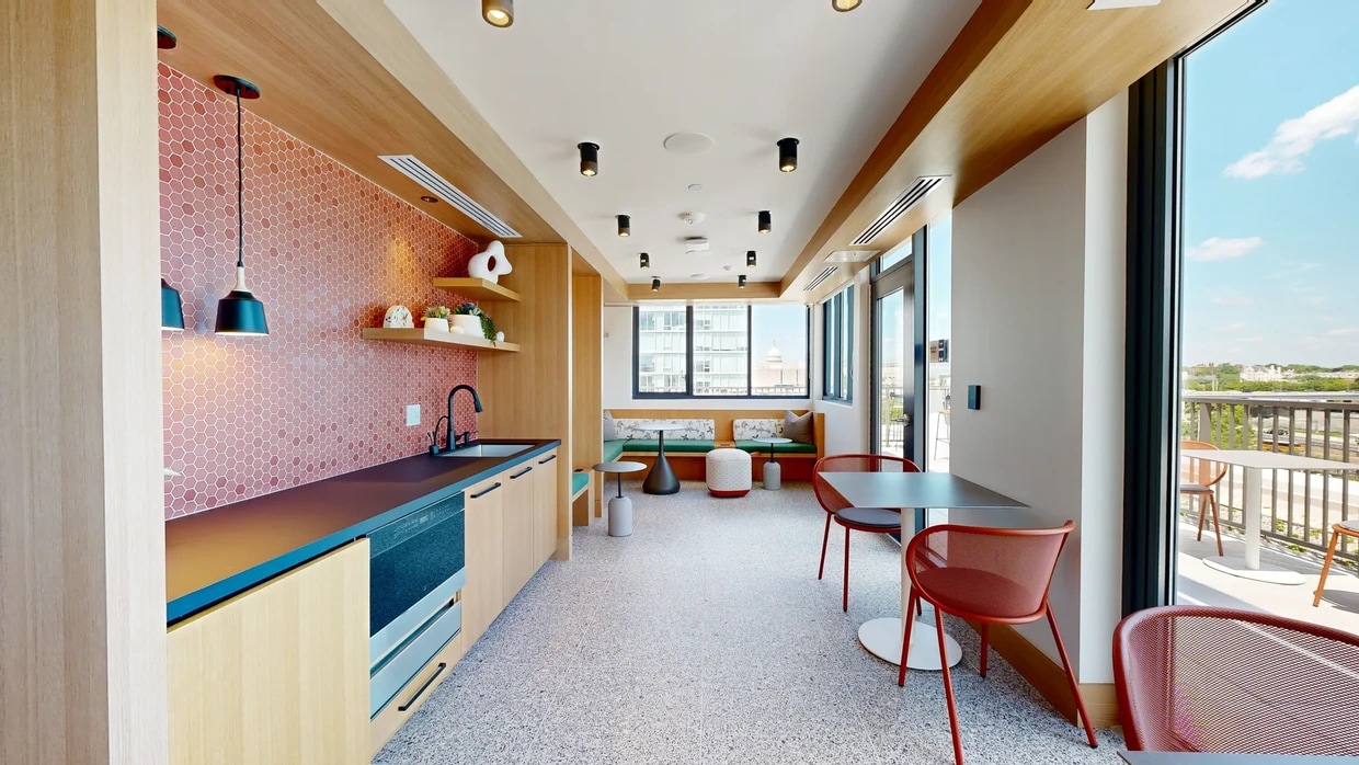 Photo - Venture on I Apartments