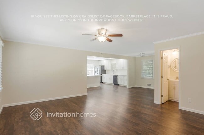 Photo - 455 Lemon St NE