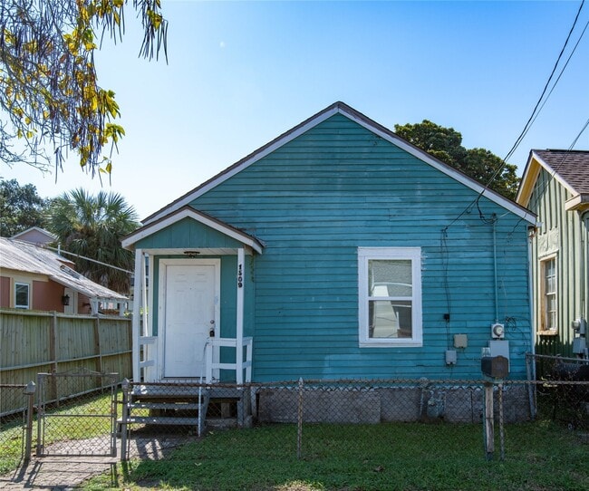 Photo - 1509 J H Clouser St