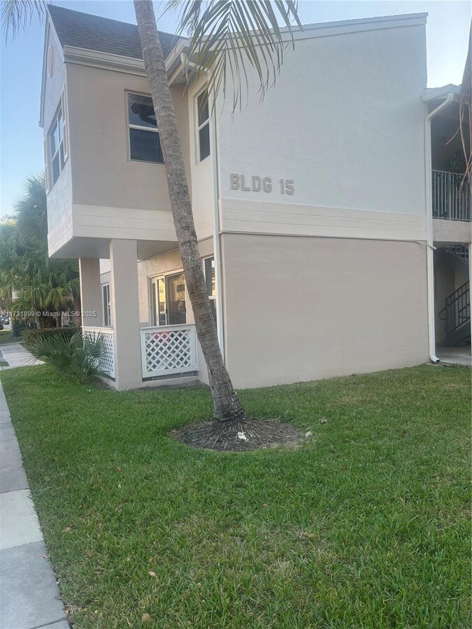 Photo - 17440 NW 67th Ct Unidad G15 Rental