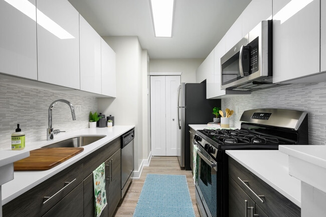 Photo - Regency Towers Apartments