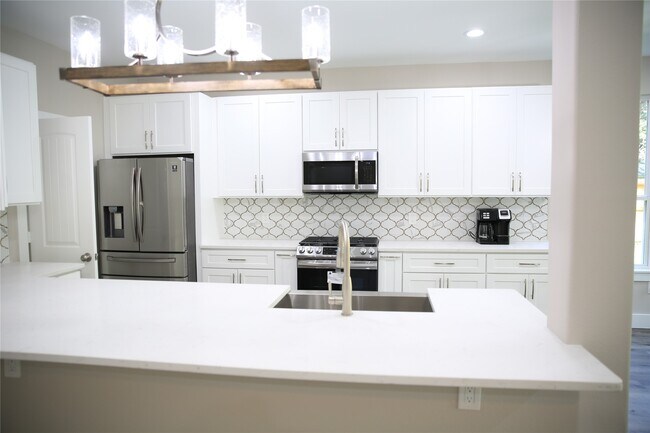 Photo - 637 Foxcroft Park