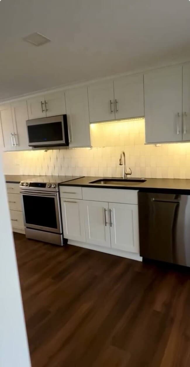 Building Photo - 4811 91st St