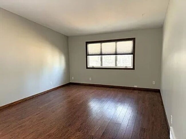 Photo - 7431 Rosewood Ln N