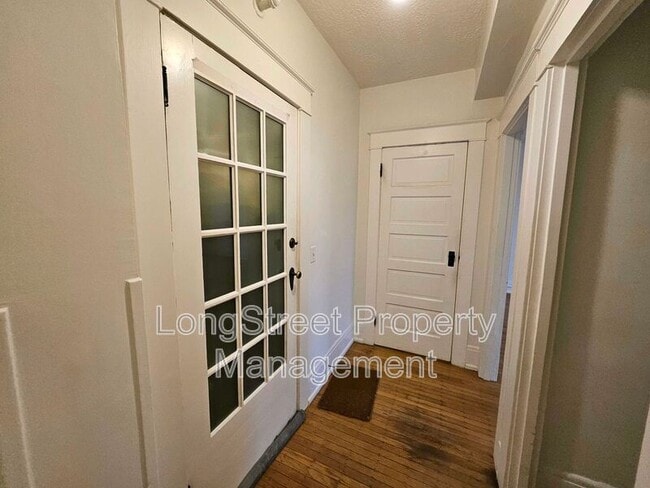 Photo - 1631 NW Everett St