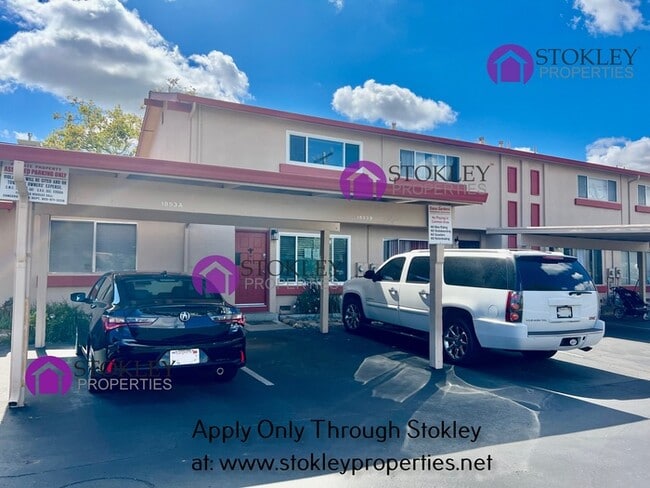 Photo - 1893 Lynwood Dr