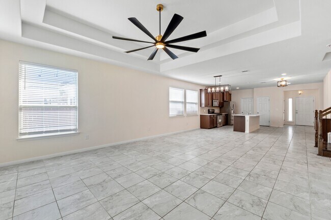 Photo - 405 Little Draw Ln