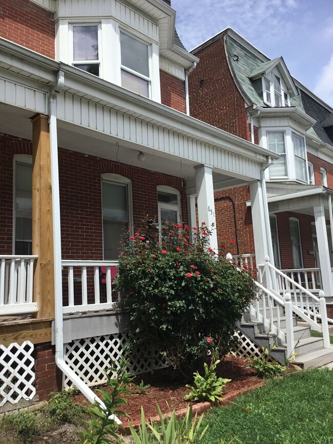 Building Photo - 651 Pennsylvania Ave Unit 651 PENNSYLVANIA AVE #2