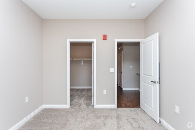 1BR, 1BA - The Civic - 715 SF