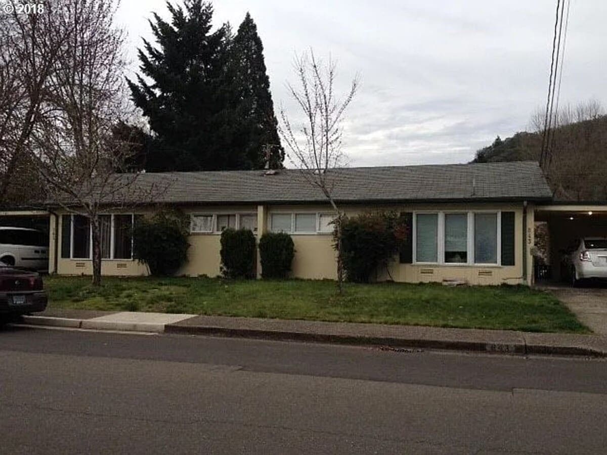 Photo - 841 W Fairhaven St
