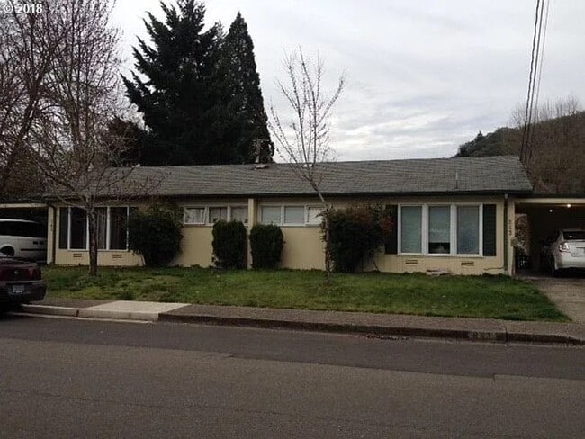 Photo - 841 W Fairhaven St