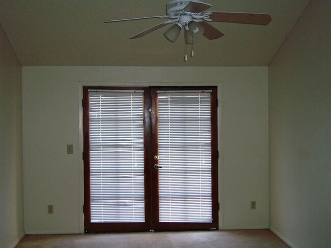 Photo - 4BR/2.5BA Townhome w/ Private Yard Near Downtown Tucson Unit 1017_N_6TH AVE