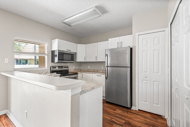 Photo - WESLEY CHAPEL TOWNHOME AVAILABLE!