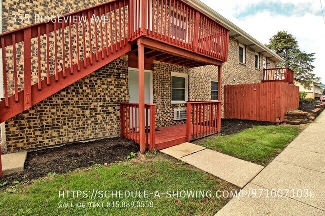 Photo - 335 Ridgeview Ave