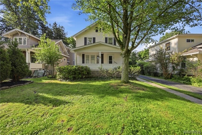 Building Photo - 259 California Dr
