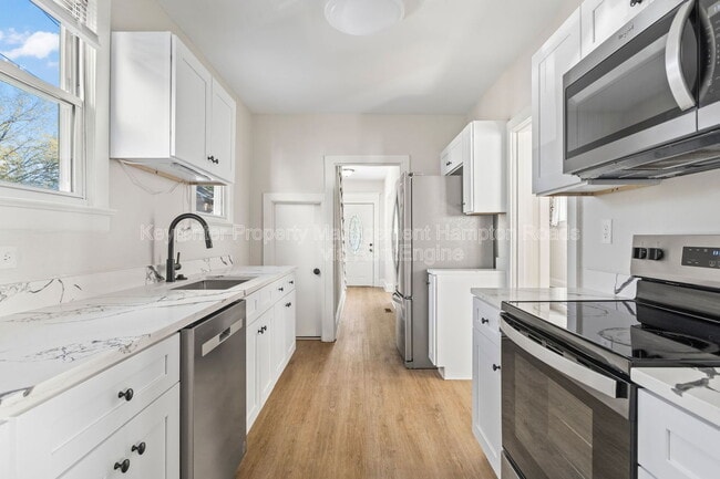 Photo - 3121 Vimy Ridge Ave