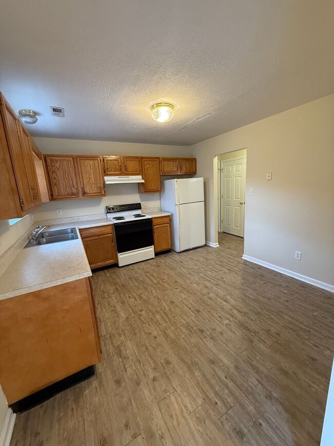 Photo - LOCATION! LOCATION! LOCATION! 4 Bedroom 2.5 Bath house in sought after Farragut location!!