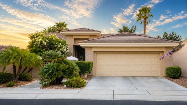 Photo - 78337 Gray Hawk Dr