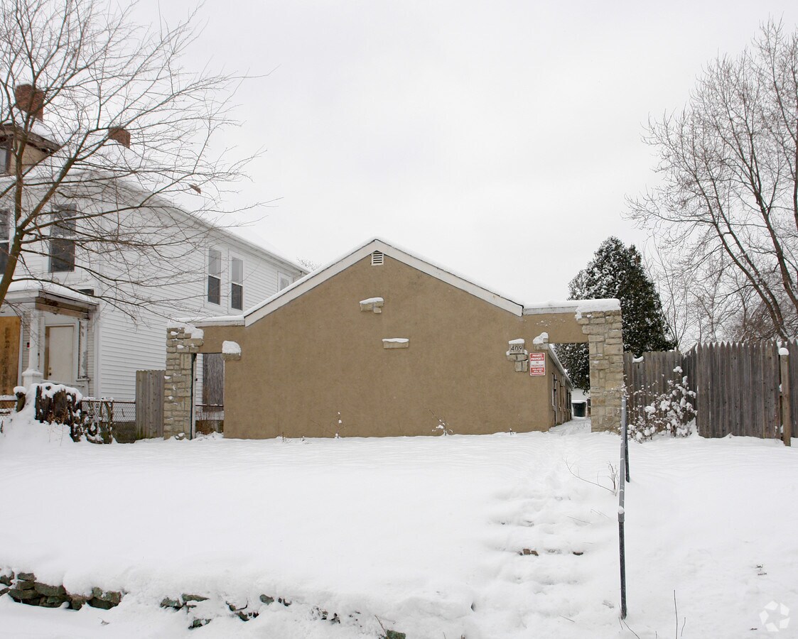 Photo - 409 Ryan Ave
