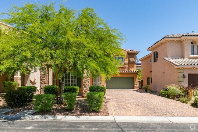 Building Photo - Spacious & Beautiful 3-Bedroom Home in Gat...