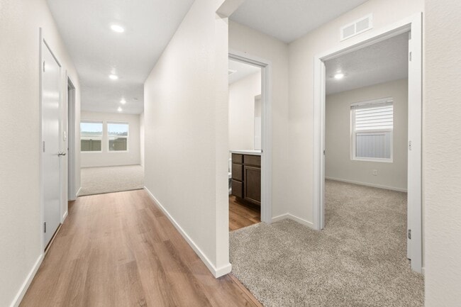 Photo - 10239 Sorenstam Rd