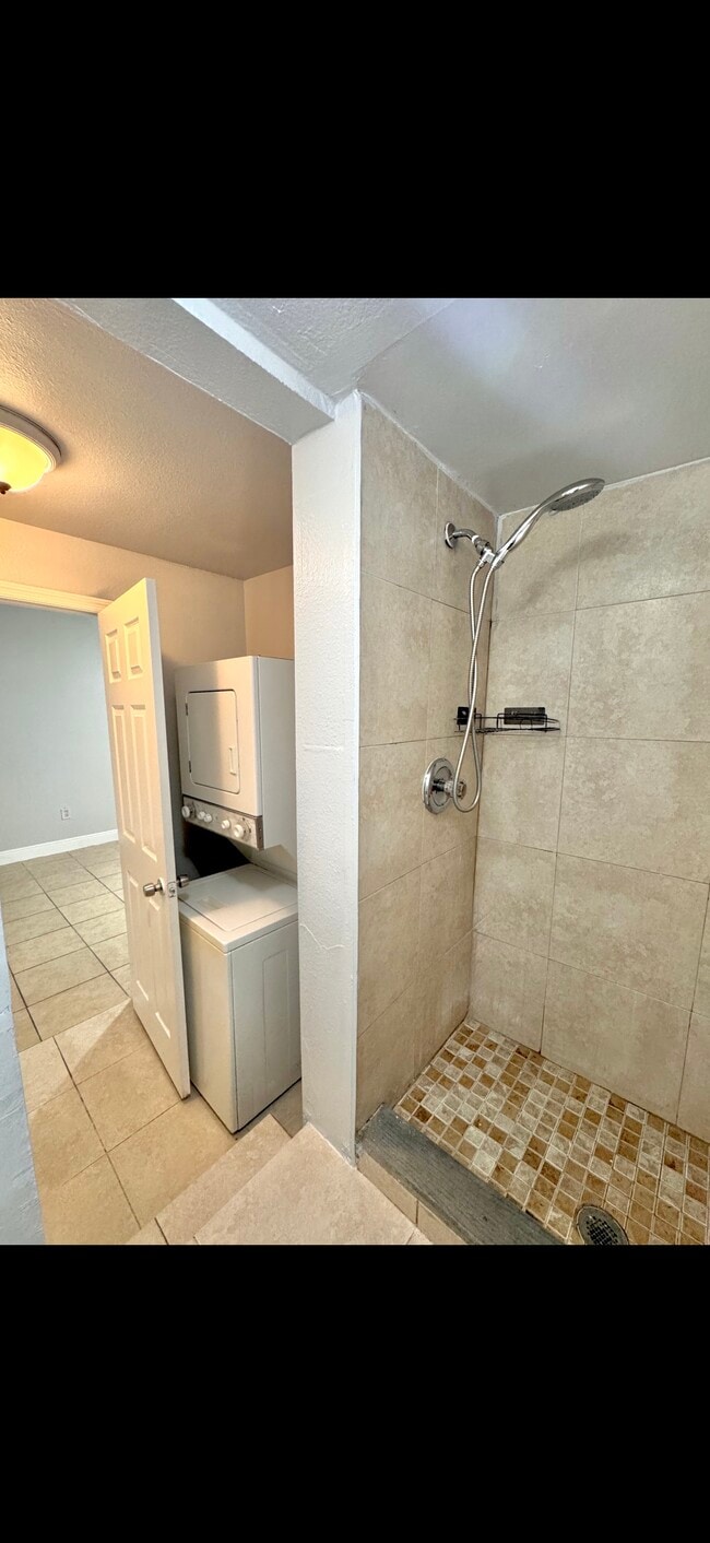 Photo - 4101 Columbia St Unit 4101 Columbia St apt 2