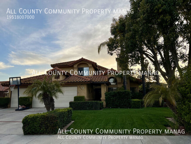 Single Family Home in Murrieta - Single Family Home in Murrieta