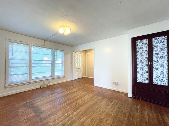 Photo - 3 Bedroom Located In Wichita