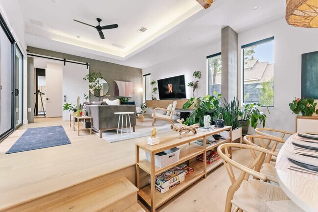 Photo - 2106 Maple Ave Apartamento Unidad ID1254582P
