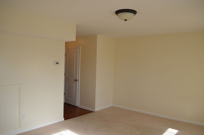 Photo - Charming Townhome in Prime Broadway Location – Steps from Parks & Outdoor Amenities!